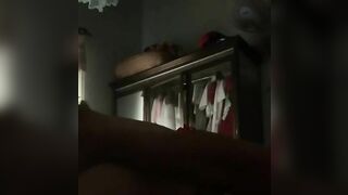 Em dâu chà cặc cho anh rể khi đang nghe ĐT