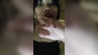Sex Hà Vi 2ka10 Vú Bự Thủ Dâm Trong Nhà Tắm
