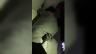 2 thằng khốn nạn địt con bạn thân hàng ngon vú to lồn non dâm đãng
