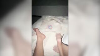 Mấy con đĩ dâm lân nhau bú mút con cặc dâm đãng kích thích