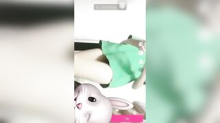 Em sinh viên đeo kính hàng ngon mông bự da trắng dâm đãng kích thích