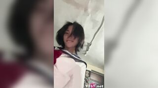 Em muốn trở về tuổi học sinh ngây thơ