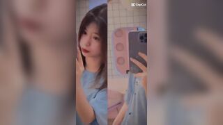 Bé ơi từ từ