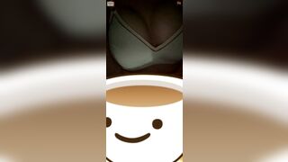 Teen vú to căng tròn show trên ometv