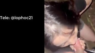 Sốc eg nắm cặc người lạ trên phố đi bộ rồi cả 2 địt tại đó mặc kệ người qua đường