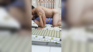 Chiếc máy bay hạng trung ae ạ????