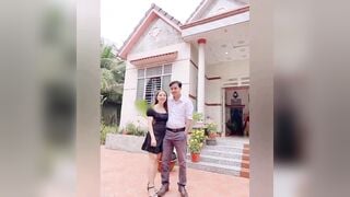 Chuốc say chú rể,hội bạn vào phòng quay clip three some với cô dâu