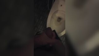 Đái bằng lỗ đít