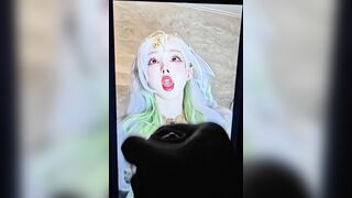 Bắn tinh lên gái cosplay