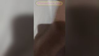 Gạ anh rể địt và....kê lồn vào thành giường