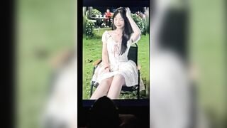 Cumtribute bắn tinh lên ảnh em gái theo yêu cầu
