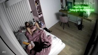 Hack Camera Gái Teen Nứng Lồn Thủ Dâm Khi Xem Sex