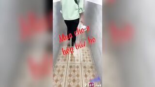 Tới nhà bạn trai ăn uống xong chịch luôn