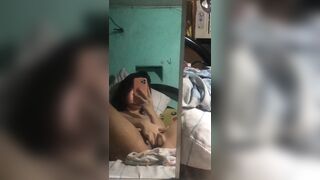 Nghịch bím trước gương 3