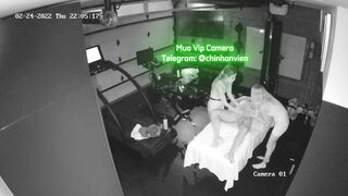 Hack Camera Đại Gia Thuê 2 em về chịch