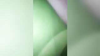 Phù dâu bạn cô dâu say xỉn lên giường quay video địt cùng chú rể sau lễ thành hôn