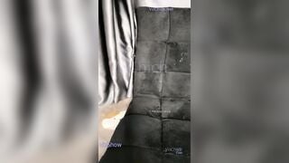 Em idol MMlive linh_su2k5 lồn múp được anh trai xăm trổ hàng xóm qua nhổ lông lồn và