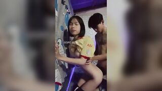 Cặp đôi Thái Lan quay clip làm tình kỉ niệm