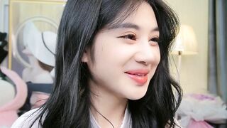Em ido live nay quá xinh.