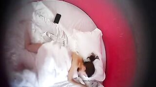 Quay lén trong khách sạn - camera giấu kín