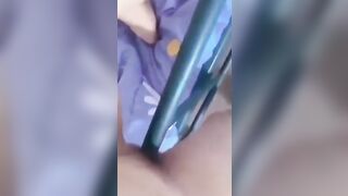 Sáng sớm, Em sinh viên Tranh Thủ Cạ lồn vào thành giường thủ dâm