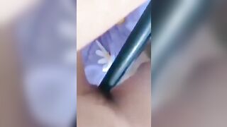 Sáng sớm, Em sinh viên Tranh Thủ Cạ lồn vào thành giường thủ dâm