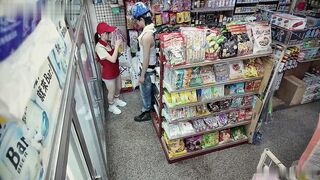 Địt cô vợ trẻ vú to