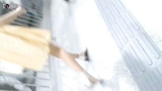 Quay lén gái không mặc quần lót