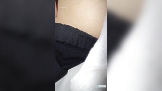 Nữa đêm nứng cặc a trai lẻn vào phòng bé e họ đg ngủ lén vạch quần ra xem lồn p1
