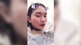 Tranh thủ ra trường cũ thẩm du nhớ lại những người bạn xưa