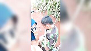 Đưa em sinh viên hàng ngon ra bờ sông địt nhau địt nhau luôn trên yên xe máy dâm đãng