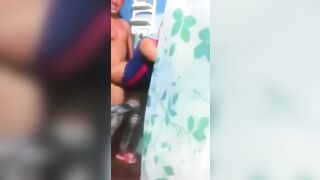Gái xinh mặc áo Barca bị anh người yêu nện doggy cực dâm