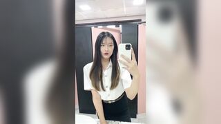 Vcl em gái sinh viên bú cu lút cán mút cặc nhiệt tình phê lòi