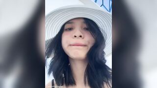 E teen mình dây xinh đẹp livetream show hàng public đái luôn trên sân thượng cực dâm