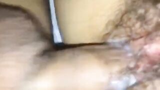 Tranh thủ nhỏ em họ đg trong cơn mê thì vào phòng quay lén lồn nó r đút cu vào đụ lun