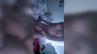 Full em gái nứng lồn chat sex dưới mô tả