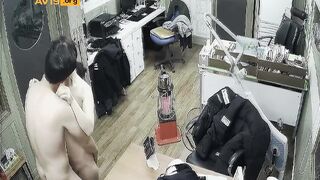 Hack cam văn phòng cặp đôi Hàn Quốc nện nhau trên bàn cực dâm