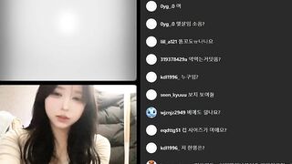 em gái hàn xinh xắn đáng yêu live thủ dâm cực nứng - phần 2