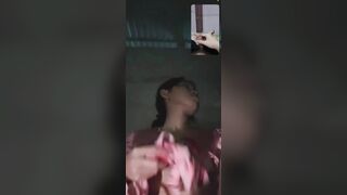 leak clip Zalo em gái Việt vạch áo call sex show hàng vú cực dâm