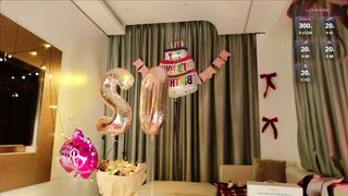 Em teen live show đón sinh nhật tuổi 20 một mình [P3]