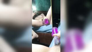 NỬA Đêm Vẫn Bật Đèn Flash Thủ Dâm Trước Gương