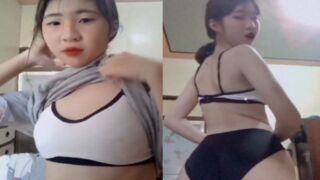 Con bạn thân sôi nổi gửi clip vui vẻ