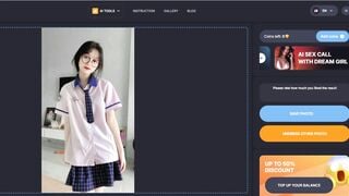 lột đồ bé HS lớp 10 theo yêu cầu của ae
