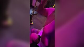 karaoke thác lọn ở bắc ninh toàn mấy em trẻ đẹp non mơn mởn