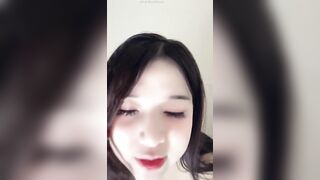 Để yêu được em thì chim phải to ngang quả dưa này