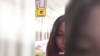 Call video với e Khánh Linh dễ thương,em show vú cực cute cho a xem