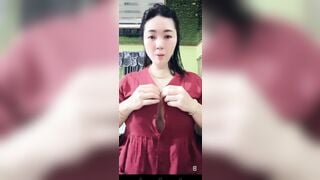 Vắng chồng ở nhà khoe vú khoe lồn dâm đãng kích thích p3