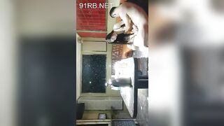 Chú tuy già r nhưng vẫn còn sung lắm gặp e nv xinh nhảy nhiệt tình làm chú k nhịn đc