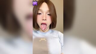 gái xinh ăn tinh của chính mình