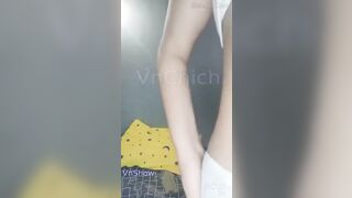 Em yến mũn mĩm da thịt đầy đặn lồn múp rụp thủ dâm siêu nứng